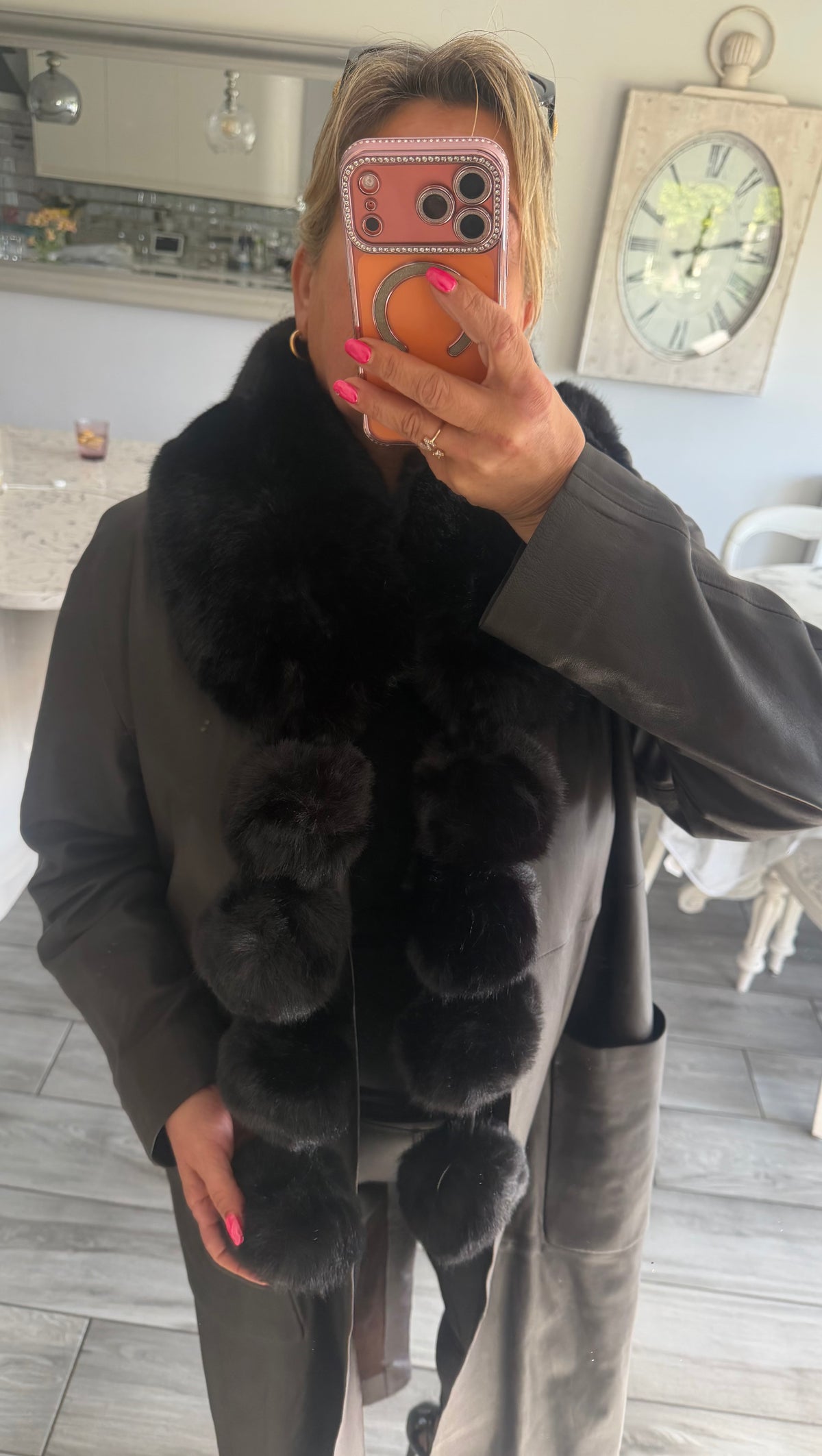 Sherry luxury stole scarf by Alex Max