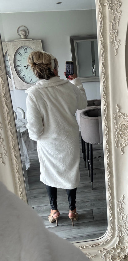 Ava super soft relaxed fit faux fur coat