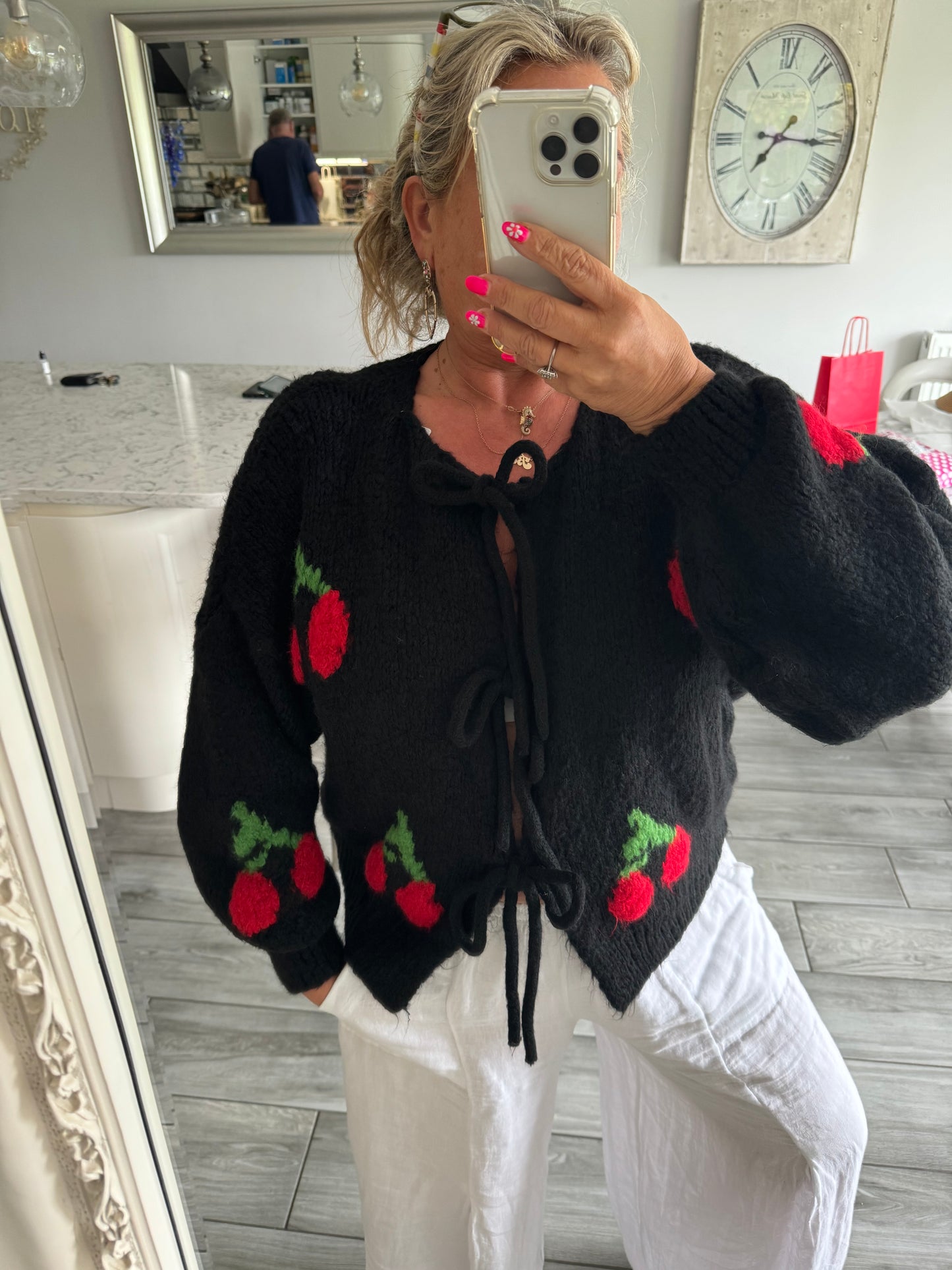 Cherry cardigan with tie front details and red cherries 🍒