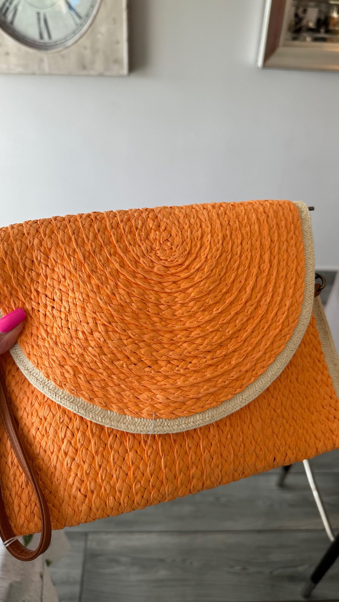Lexi Envelope Bag with crossbody and wrist strap