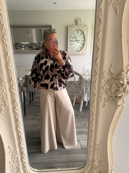 Cherrelle jacket or top leopard print