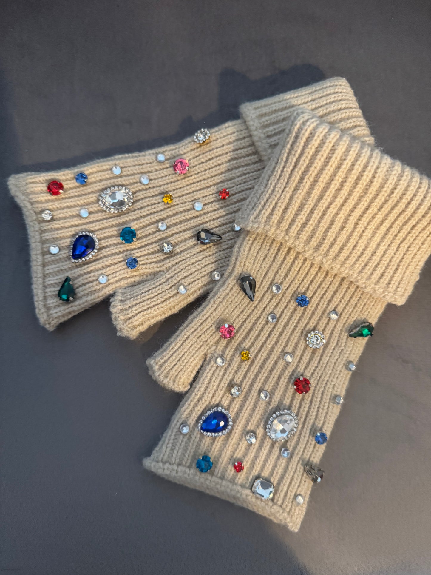 Flossy stunning bling jewelled fingerless mittens