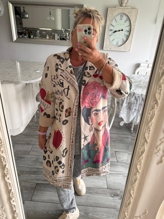 Frida stunning jacket with pockets