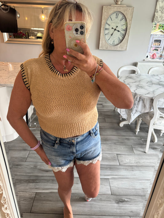 Kiki cropped knitted top