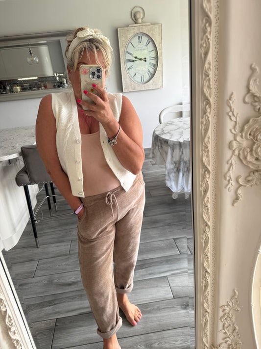 Sofia knitted short waistcoat