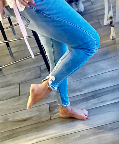 Karen stretch pearl bow detail jeans