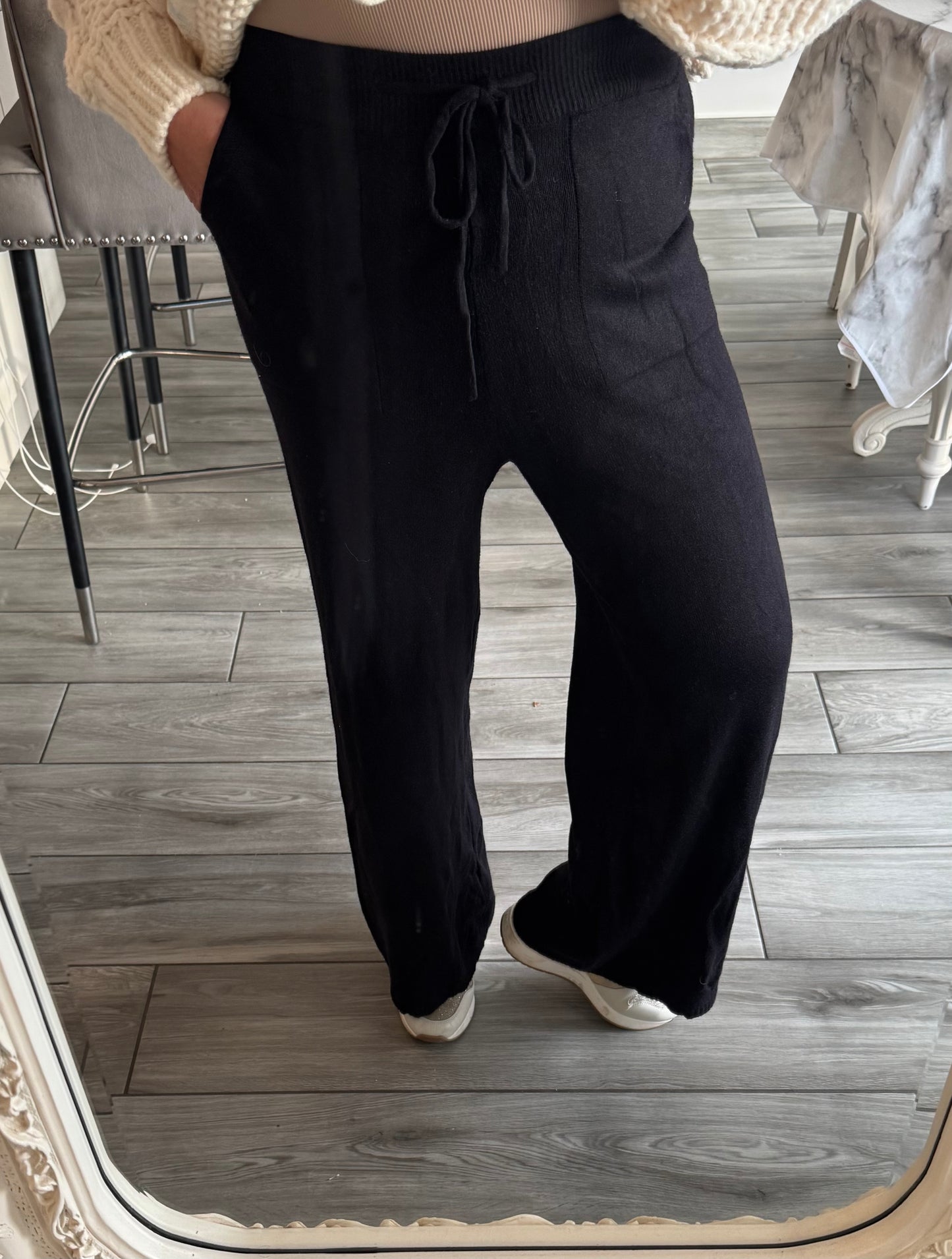 Carol thin knit straight leg trousers