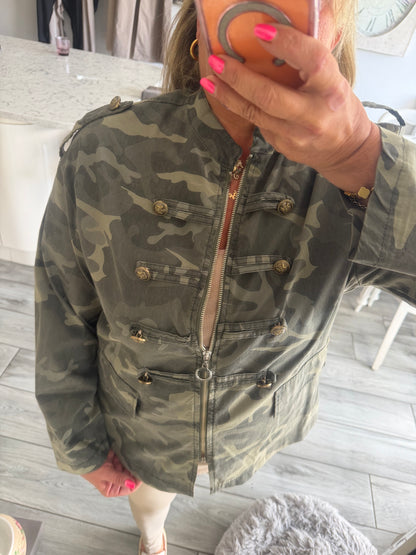 Maggie camo military style zip close lightweight jacket