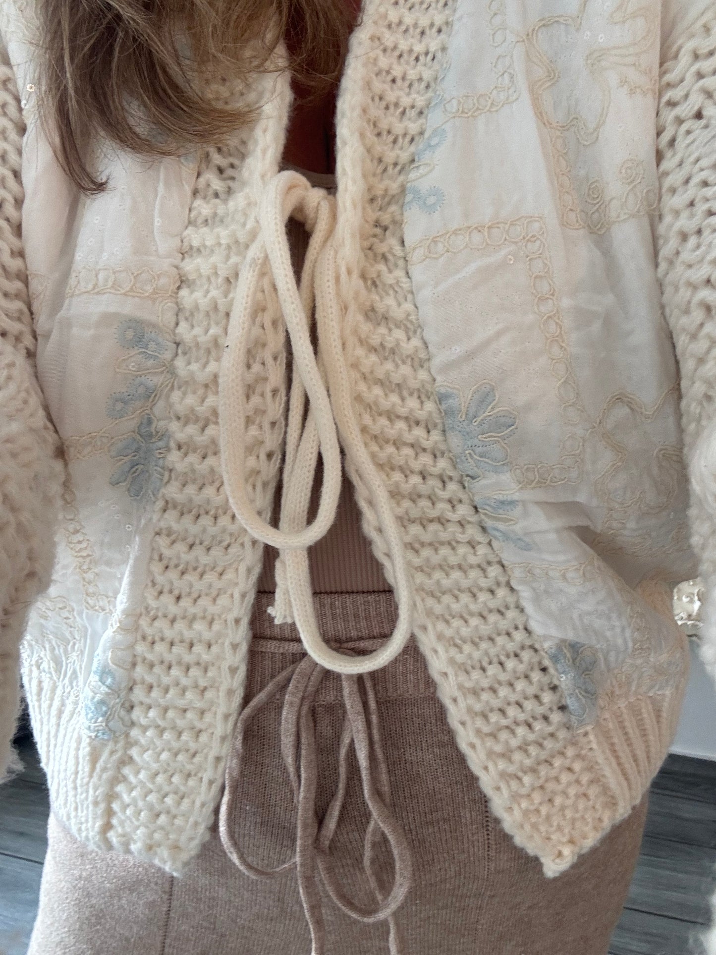 Mulan thick knit pretty cardigan cream