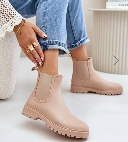 Wilma short wellie boots in beige pull on with Elasticated sides easy slip on