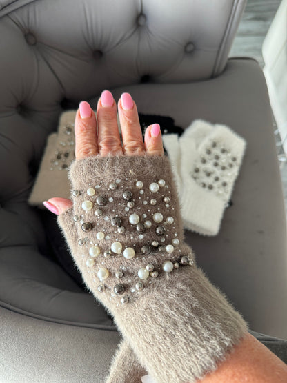 Aurelia pearl fingerless mittens