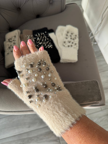 Aurelia pearl fingerless mittens