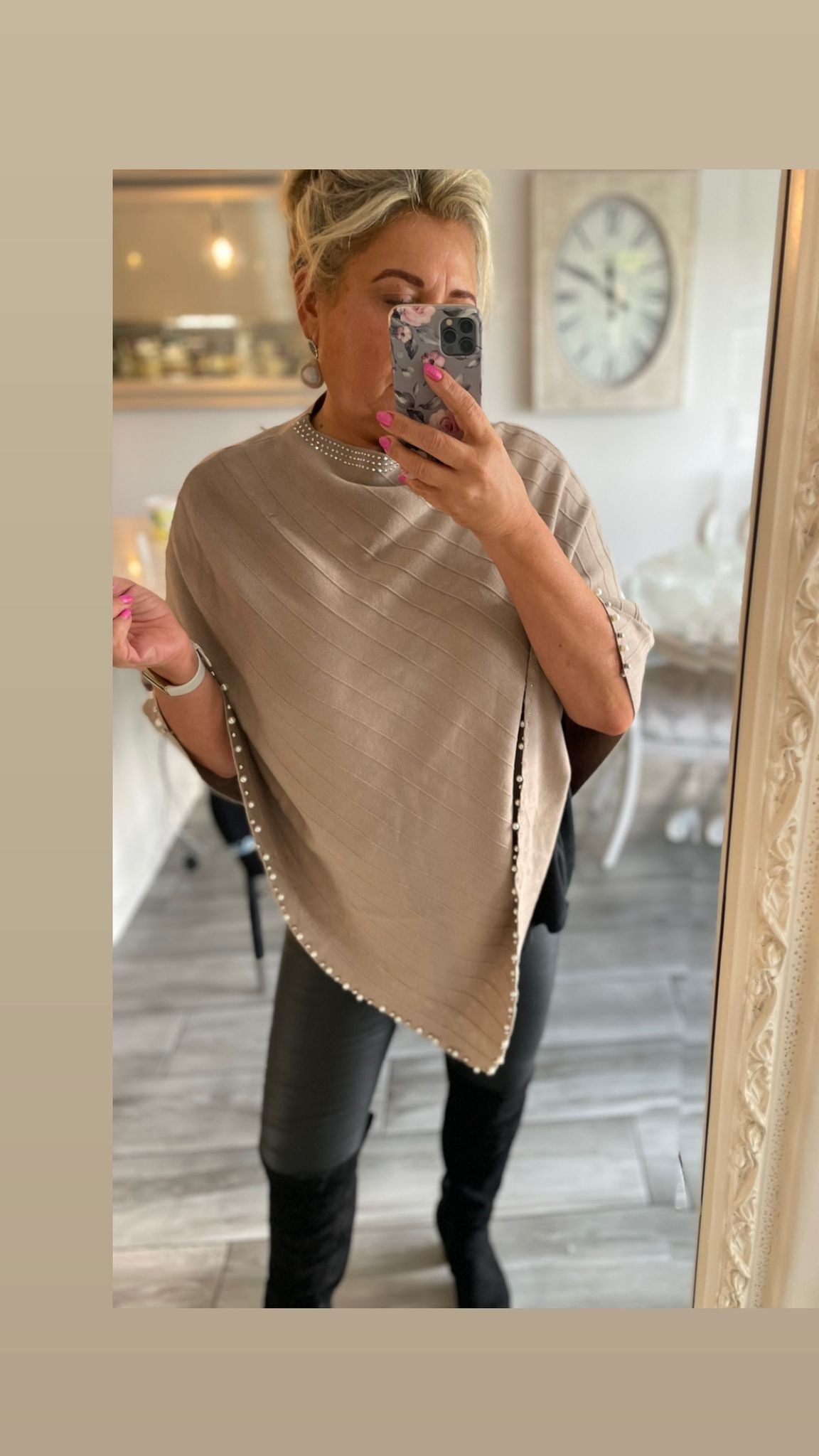 Pearl Poncho Stone