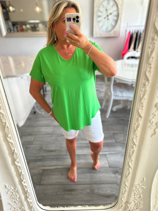 Iris V neck Loose Fit Tee