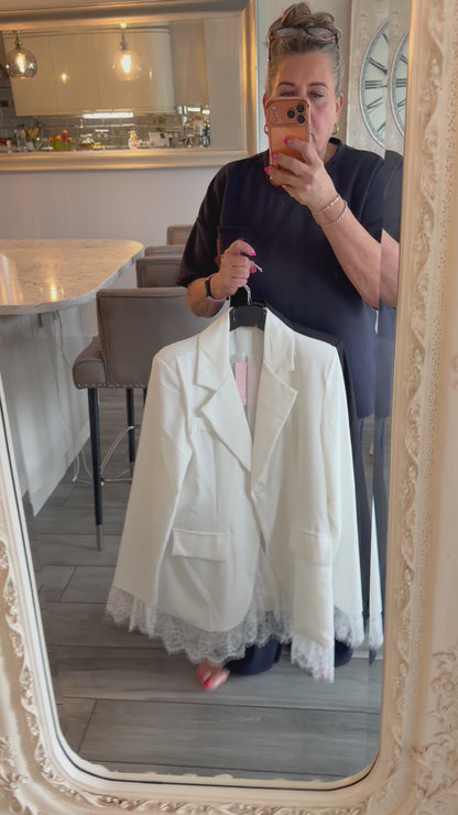 Kim blazer with lace trim